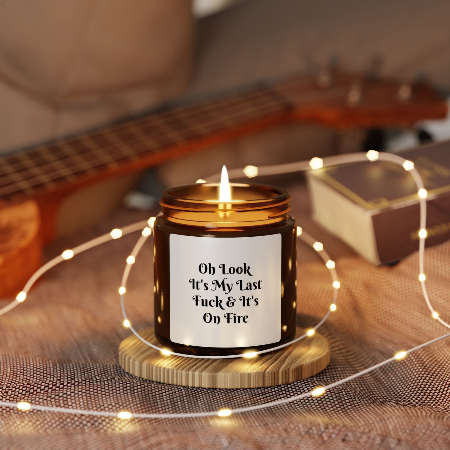 Oh Look ... Scented Soy Candle (Multi-Size, Amber Jar)